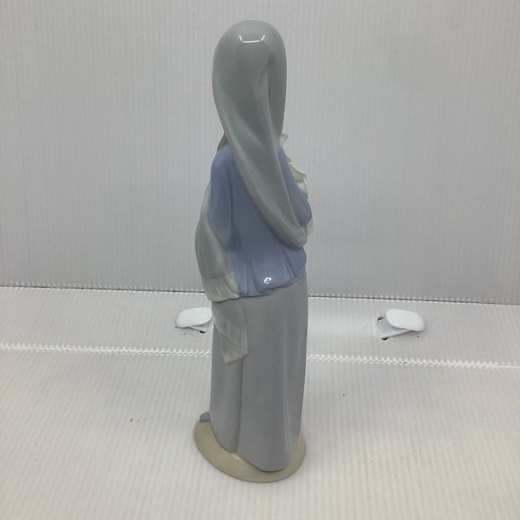 Vintage  LLADRO GRACEFUL Lady With Calla Lillies Flowers #4650 * RETIRED * - Picture 3 of 10